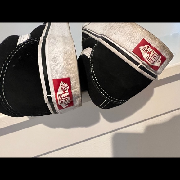 Vans Old Skool Black Sneaker Shoes Mens  Sz 7.5 and WMS 9  (751505 - Picture 9 of 10